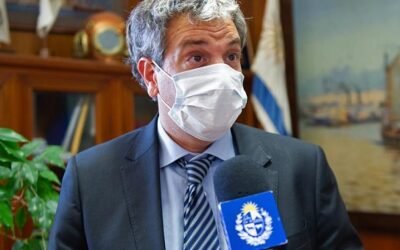 Servicio internacional de contenedores posiciona a Montevideo como puerto regional.