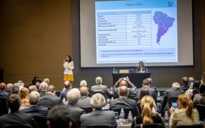 Azucena Arbeleche en Dubái destacó la estabilidad de Uruguay.
