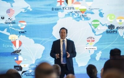 La reforma que impulsa el PIT-CNT es “destructiva para el país”.