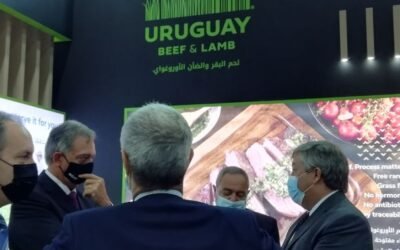 Con buena afluencia de público Uruguay sigue presentando sus carnes en Dubai.