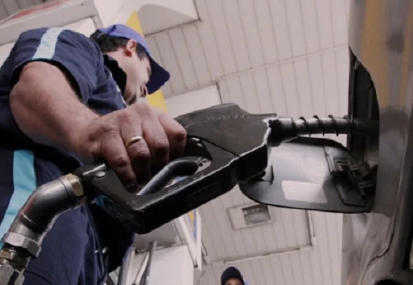 CEPP: Uruguay utiliza los combustibles como herramienta de recaudación y financiamiento cruzado de subsidios.