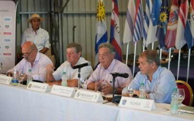 Expoactiva. Con la presencia del ministro Mattos se realizó el Congreso de Intendentes