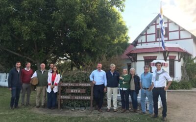 La ganadería sustentable protagonizó encuentro de INIA, INAC, los Criadores de Hereford y experto internacional.