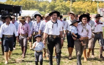 Animalistas quieren que el INAU prohíba la presencia de niños en jineteadas.