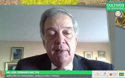 Mattos y Buffa participaron de la jornada sobre cultivos de invierno en Fucrea.