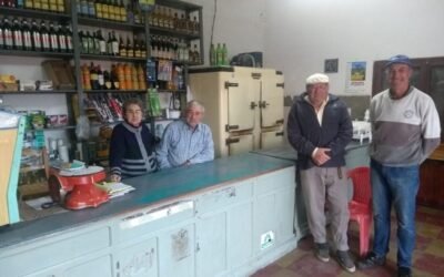 El fraccionamiento de alimentos llegó a los pequeños comercios de la capital.