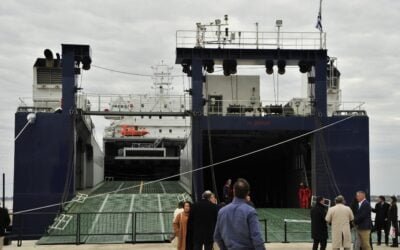 Hoy comienzan los viajes del buque que trasladará camiones desde puerto Sauce a Buenos Aires.