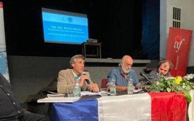 Se realizó un nuevo debate sobre el agua, tesoro del siglo XXI (video).