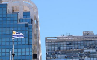 Los chilenos también miran hacia Uruguay.