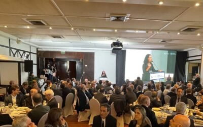 Representantes de siete partidos político firmaron la declaración “por la sostenibilidad” de la UEU.