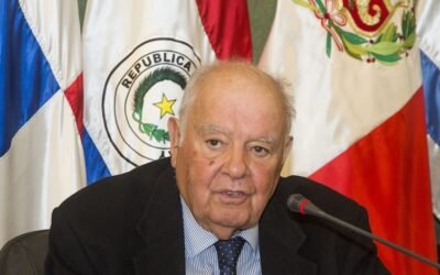 Iglesias dijo que el acuerdo con China se debe limitar exclusivamente a lo comercial.