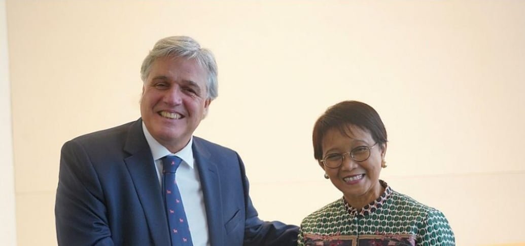 Bustillo se reunió con su par de Indonesia para avanzar comercialmente.