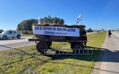 Un Solo Uruguay: “Ni un peso más”.