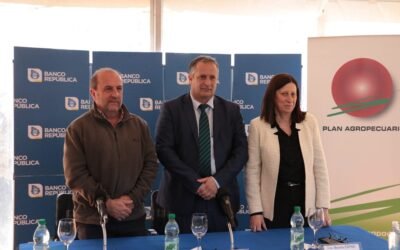 Plan Agropecuario firmó acuerdo con el BROU en apoyo a productores.