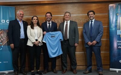 Fútbol y carne. Acuerdo de la AUF con INAC permitirá promocionar carnes de Uruguay en Qatar.