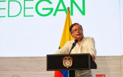 Presidente de Colombia dijo que la ganadería “nos acerca a la extinción de la especie”.