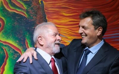 Ministro Massa dijo que Argentina y Brasil trabajan desde hace meses en un banco central regional.