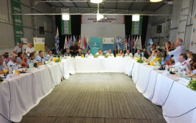 Intendencias y MGAP firmaron extensión del ayuda por sequía.