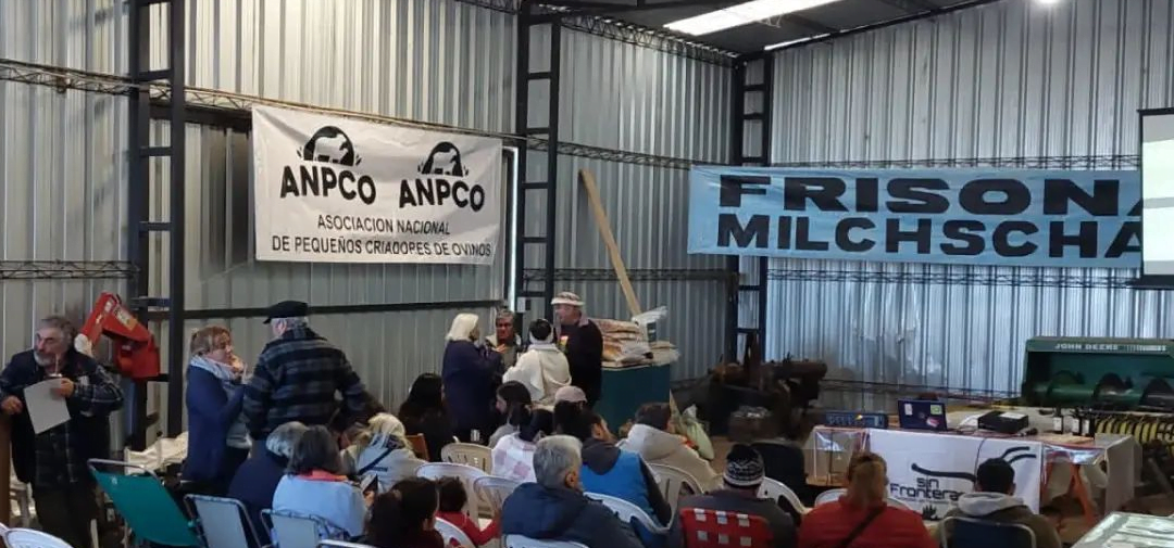 El MJA junto a otras organizaciones impulsa la lechería ovina.