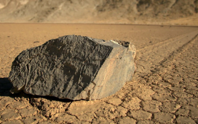 ¿Qué son las rocas zombis que curiosamente se desplazan en el Valle de la Muerte en California?