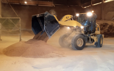 ALUR continúa con la entrega de burlanda para productores lecheros.