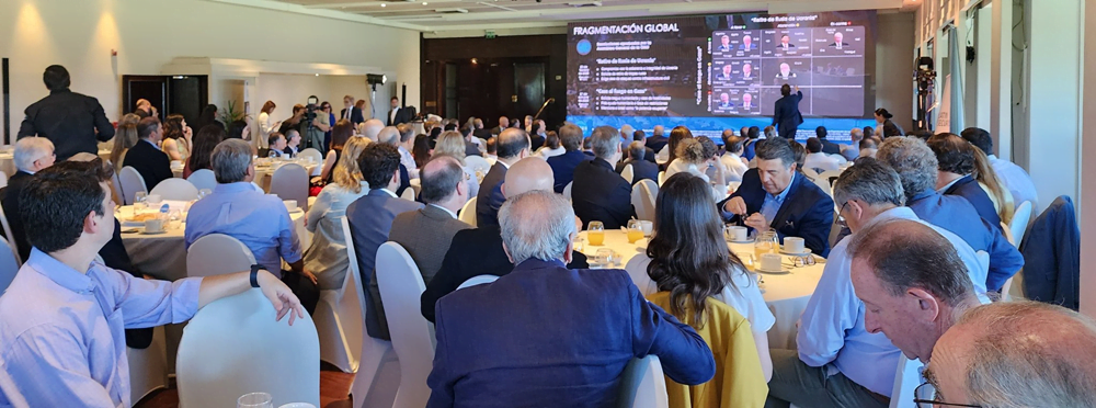 Ceres: El próximo Gobierno no tendrá margen para aumentar gasto ni impuestos, y deberá mejorar la eficacia del Estado.