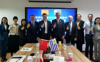 Puesta a punto de la visita del ministro Mattos en China.