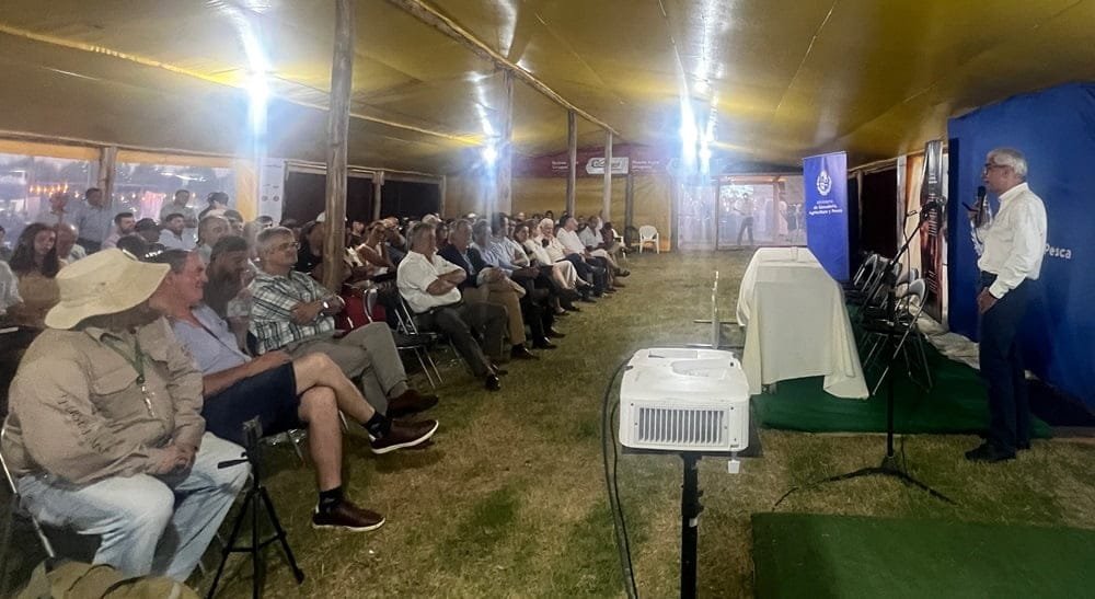 Expo Avícola 2024. Dr. Miguel de Souza Gularte: “Uruguay tiene todo para prosperar” en avicultura.