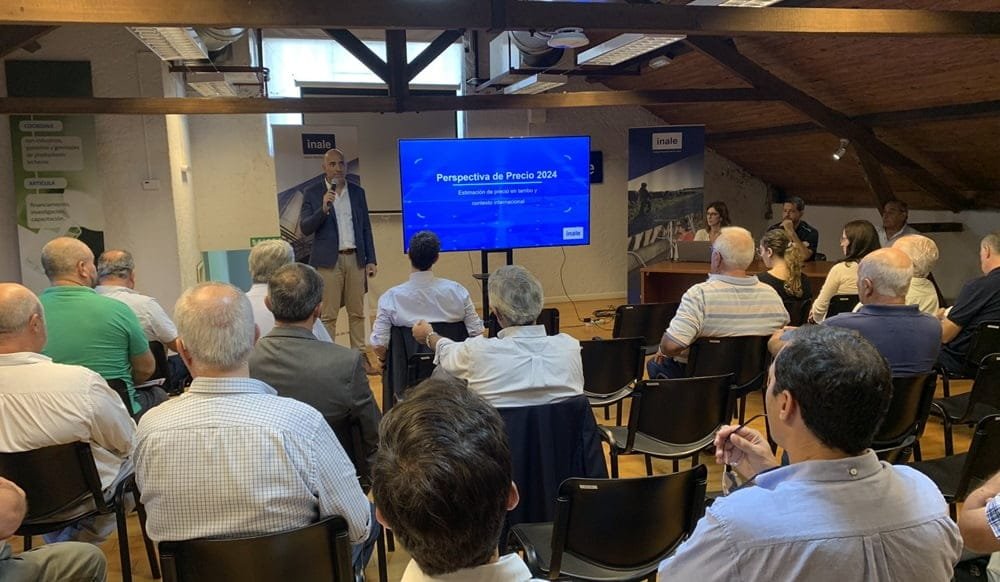 Precio de la leche en tambo en 2024 será entre US$ 0,32 y US$ 0,39, según el modelo de cálculo.