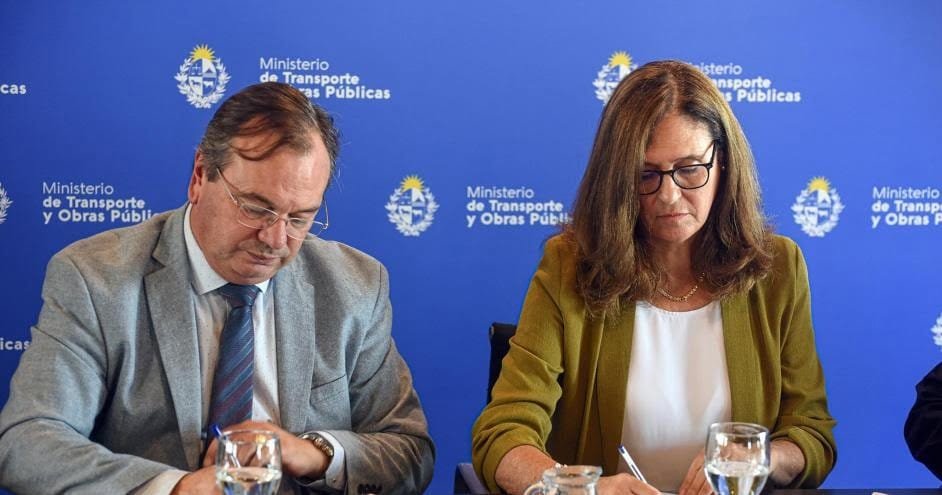 Uruguay firmó acuerdo con consorcio francés para estudiar viabilidad de servicio de tren de pasajeros a hidrógeno.