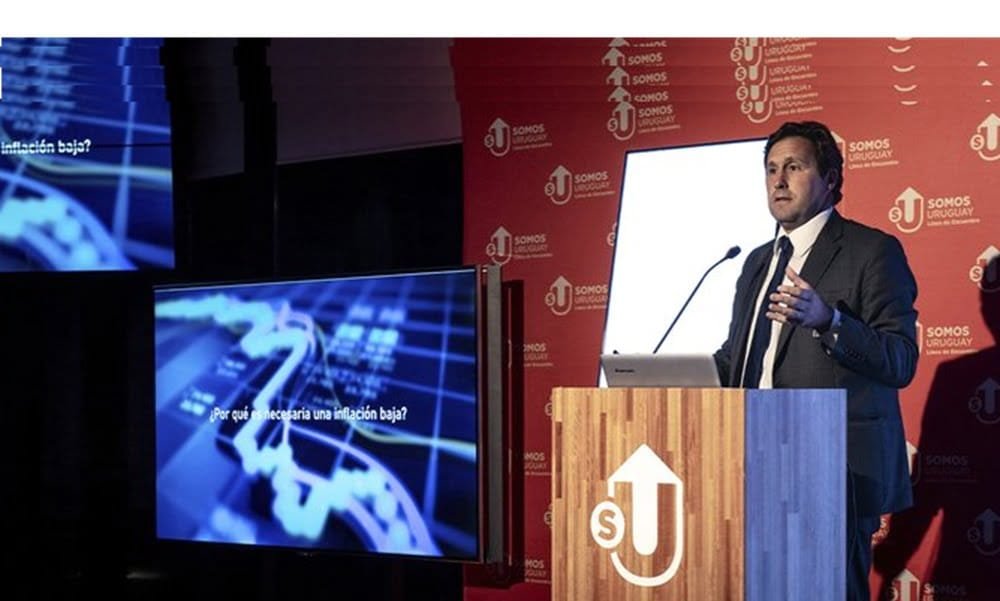 El BCU no cambiará la política monetaria: Lo importante es bajar la inflación, dijo Labat.