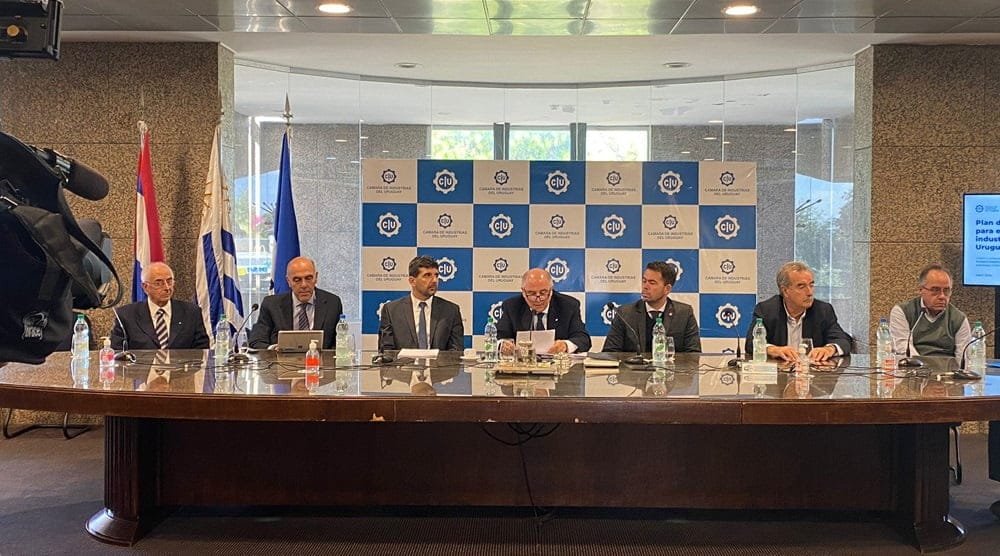 93 propuestas: Cámara de Industrias elaboró plan que presentará a precandidatos.