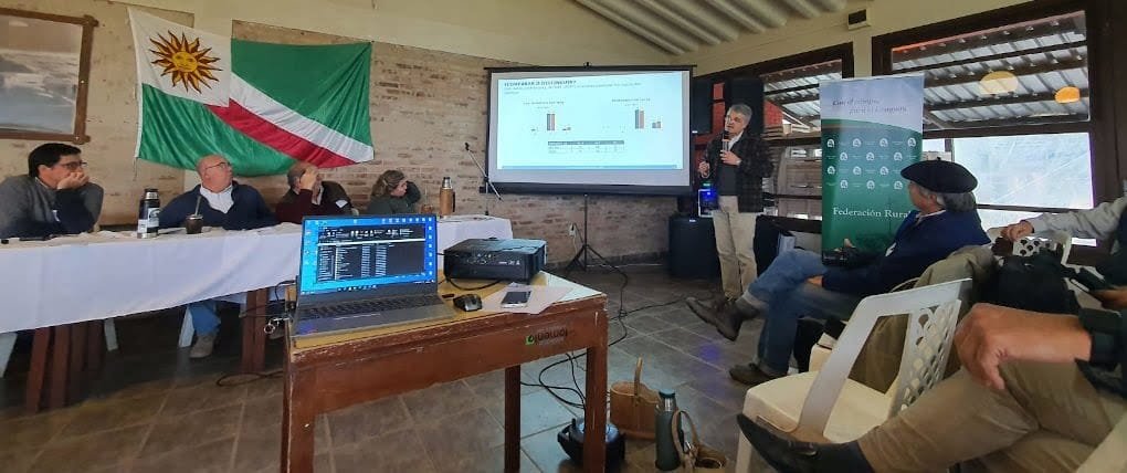 INAC se reunión con delegados de federadas de la FR para tratar el SAT.