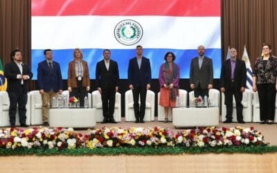 Presidente de Paraguay destaca capacidad de la región de proveer alimentos a todo el mundo.