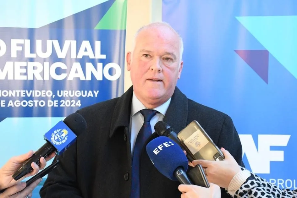 Olaizola: el problema de las escalas en el puerto no es de tarifas.