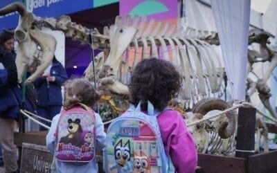 Facultad de Veterinaria inauguró stand en la Expo Prado 2024, con Udelartitan celeste.