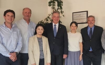 Misión de Hong Kong evaluó positivamente la producción avícola uruguaya.