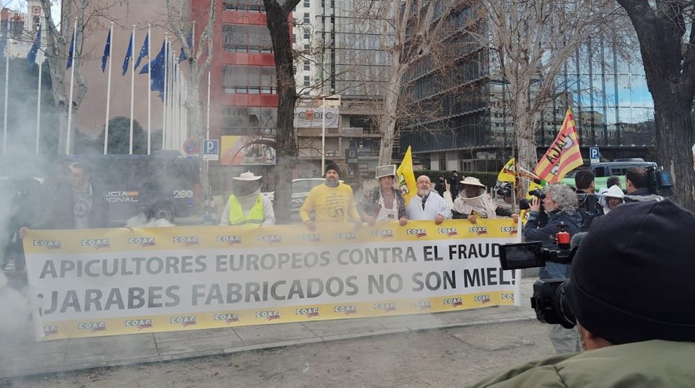 Apicultores europeos cuestionan acuerdo de la UE con el Mercosur.