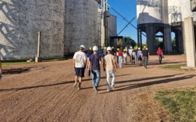 CAF y la FAO organizan actividades para promover la participación juvenil en el cooperativismo agrario.