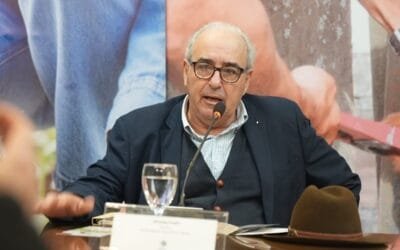 Buiatría 2025 pone la mira en la garrapata y la reproducción vacuna.