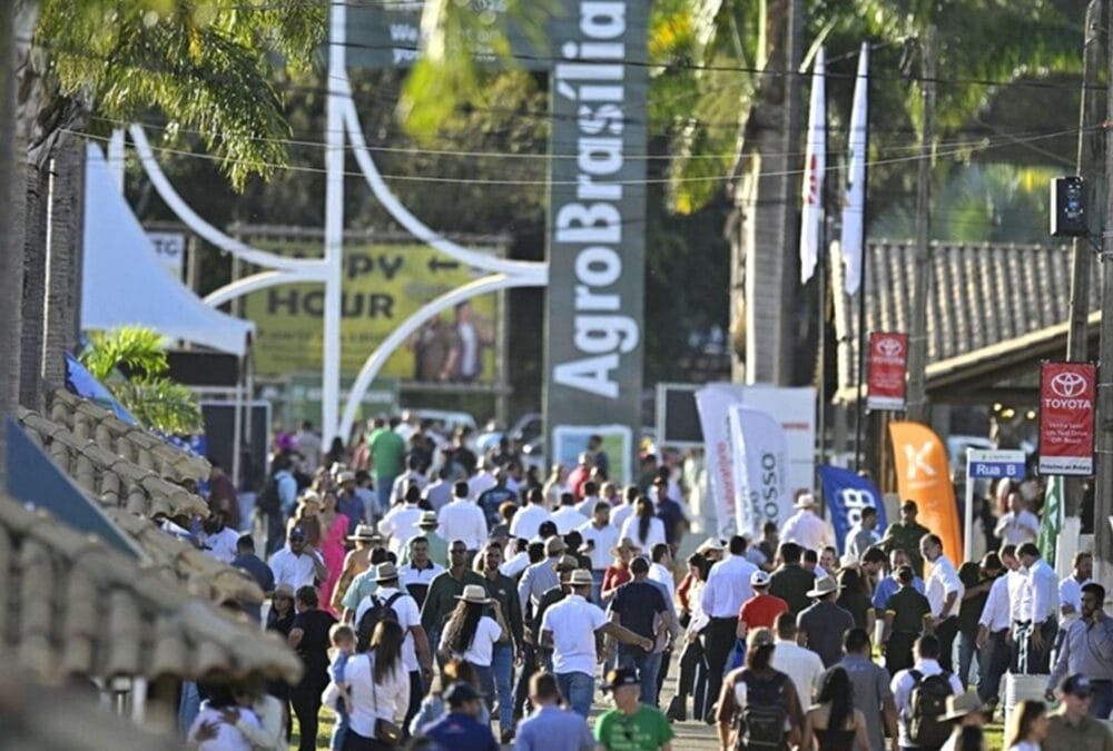 En tres días, 56.000 personas visitaron AgroBrasília, esperan que lleguen a 175.000.