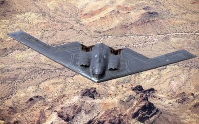 Irán cerraría el estrecho de Ormuz y el petróleo podría dispararse a más de US$ 100 el barril.