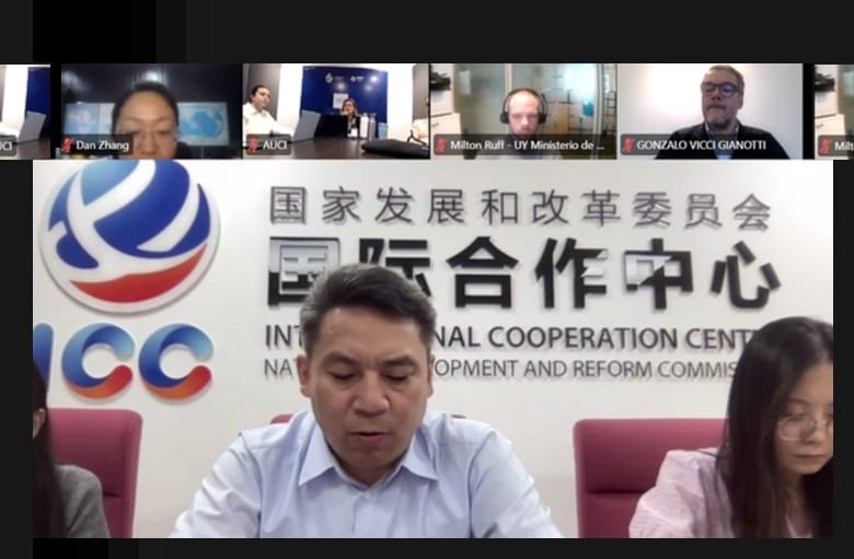 Uruguay y China celebraron encuentro virtual sobre economía circular: desarrollo bajo en carbono.