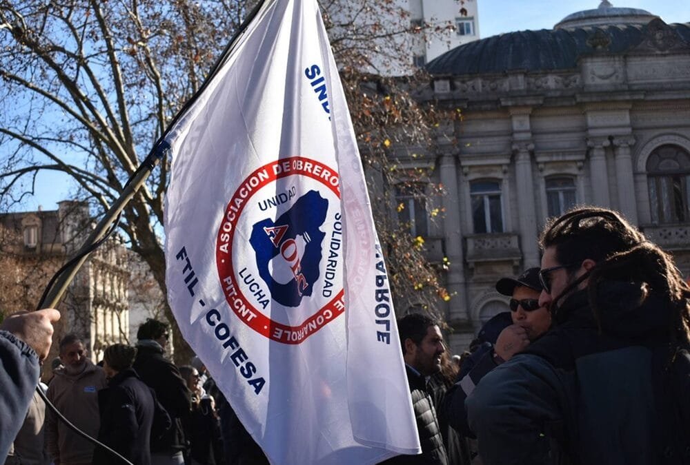 Goichea (AOEC): “Ningún productor tiró leche por una medida sindical”.