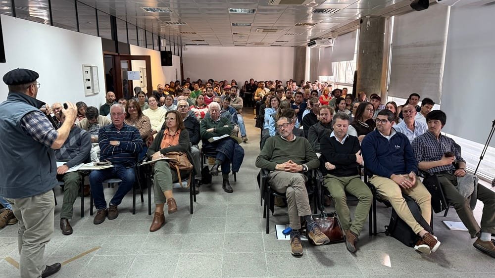 Dr. Fuellis, director de Sanidad Animal, sobre la garrapata: “Estamos ante una emergencia parasitaria”.