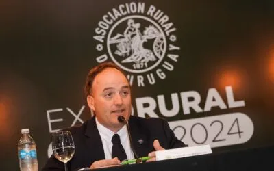 Ferber sobre garrapatas: “Debemos darnos cuenta que tenemos que cambiar la forma de comercializar y de trabajar”.