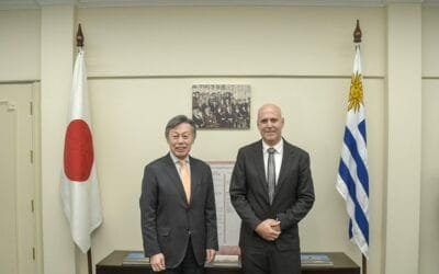 Intendencia de Canelones quiere participar en exposición Osaka y se lo dijo al embajador nipón.