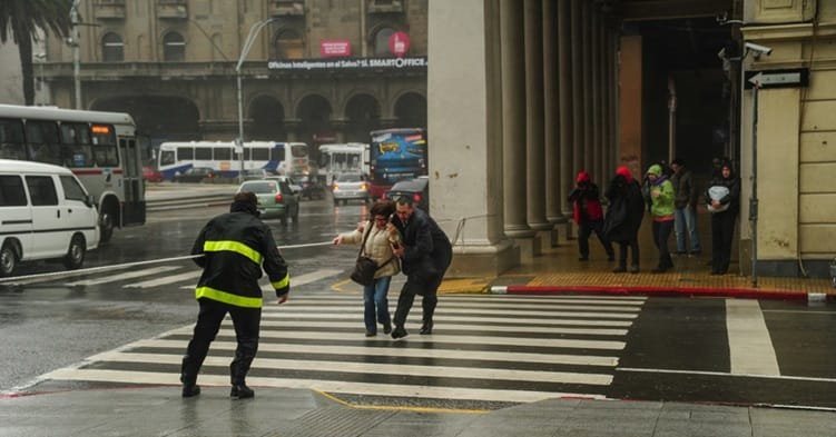 A 13 años de la primera alerta roja y la “la cuerda en Plaza Independencia”