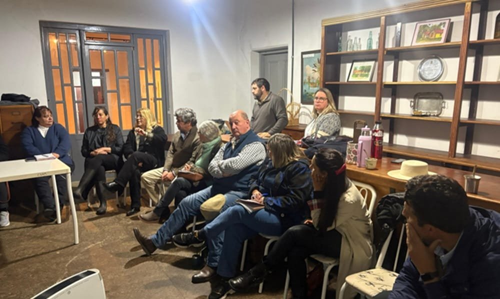 Colonia, Río Negro y Paysandú: hacia la construcción de una Mesa Departamental de Turismo Rural.