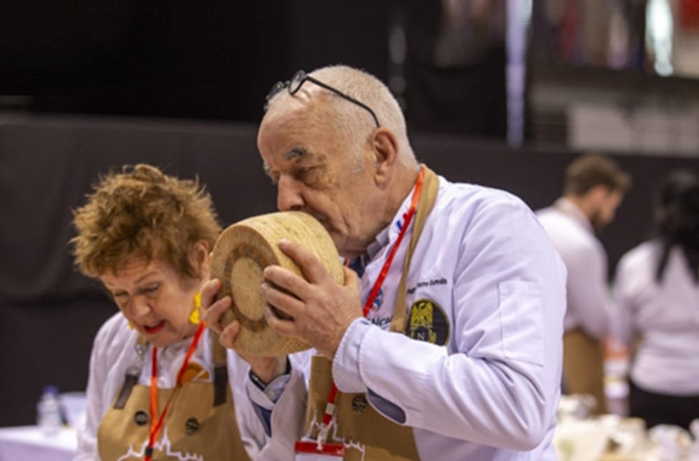 Quesos de Nueva Helvecia y de Libertad participarán en el World Cheese Awards, en Suiza.